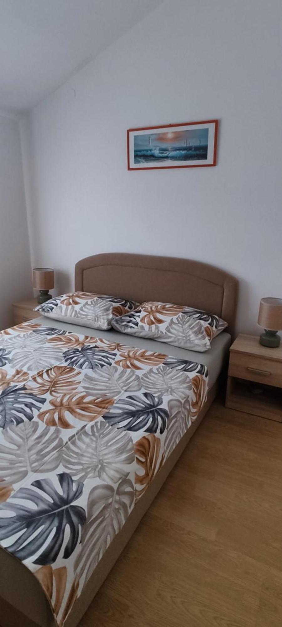 Apartman Car Vir Luaran gambar